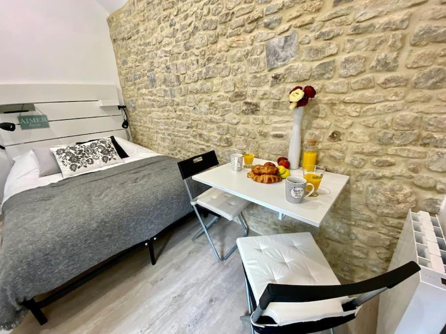 Bed In The City - Appart'Hotel - Historical Center Bayeux Eksteriør bilde